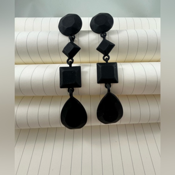 Matte Black Earrings - Picture 1 of 4